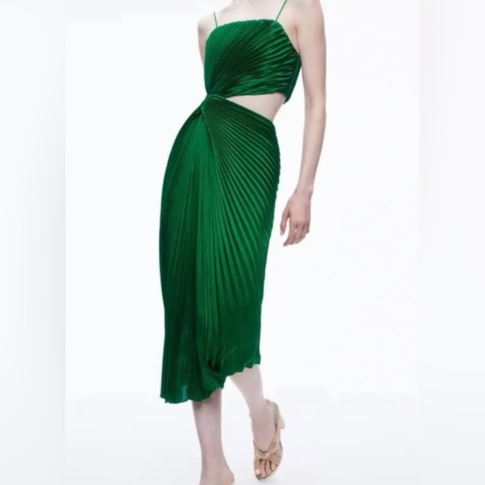 Alice + Olivia Green Midi Pencil Skirt Asymmetrical Pleated